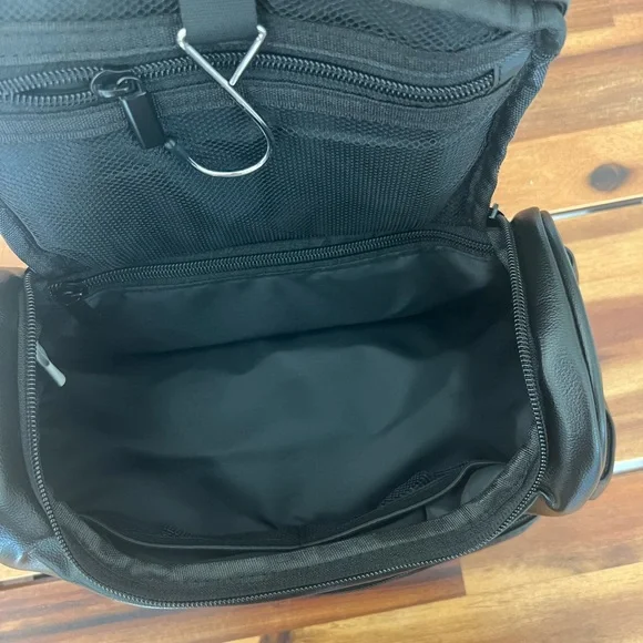 Rado Black Toiletry Bag with Zipper Closure - Picture 3 of 8